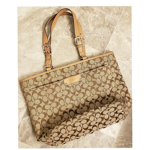 Original neutral C print COACH large carrying bag - Picture 2 of 3